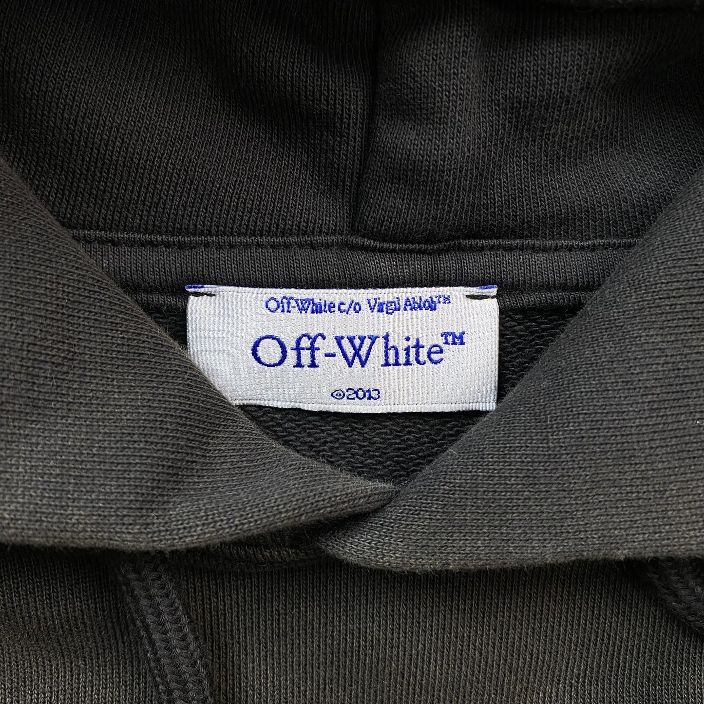 off-white-mary-skate-hoodie-black-5-Drip Store Argentina