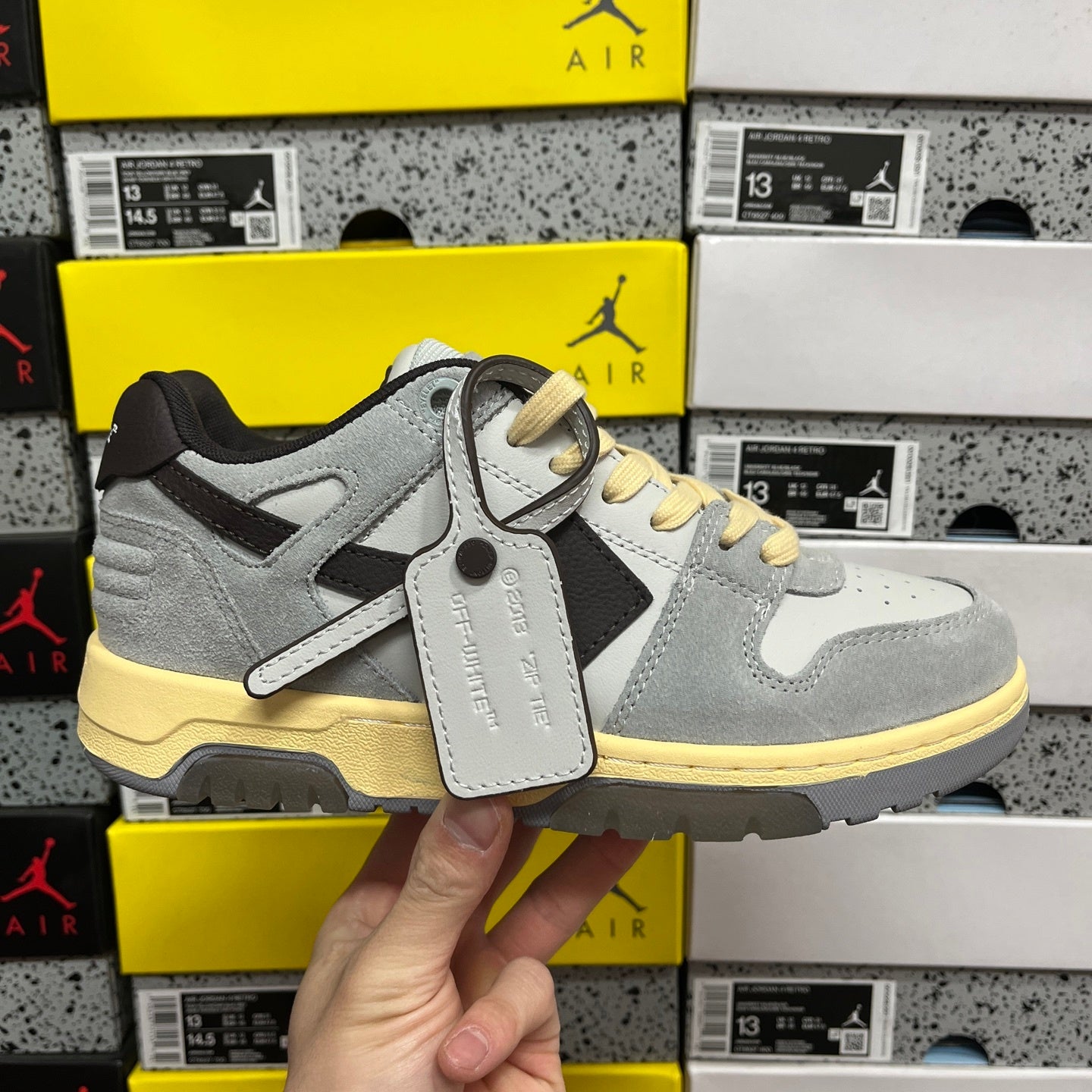 Off White Out Of Office Gris