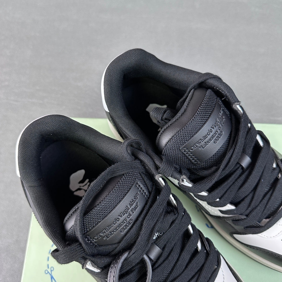 Off White Out Of Office Panda