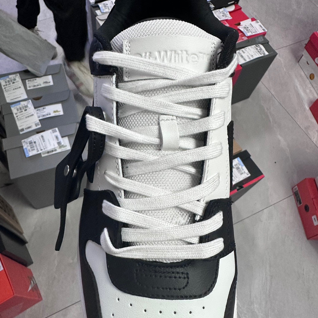 Off White Out Of Office Panda