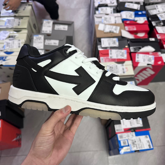 Off White Out Of Office Panda