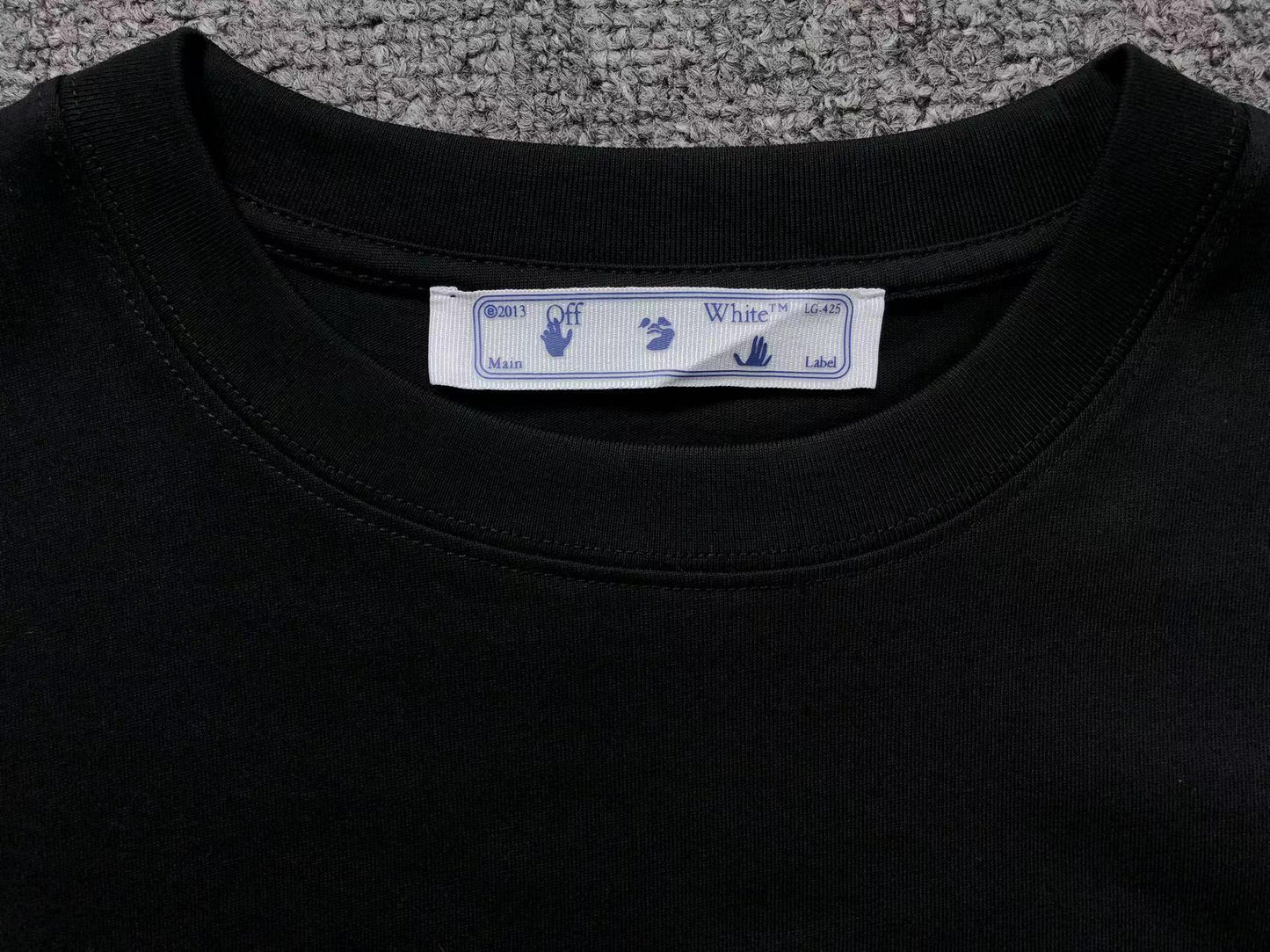 off-white-paint-arrow-tee-black-5_fd26dd47-Drip Store Argentina