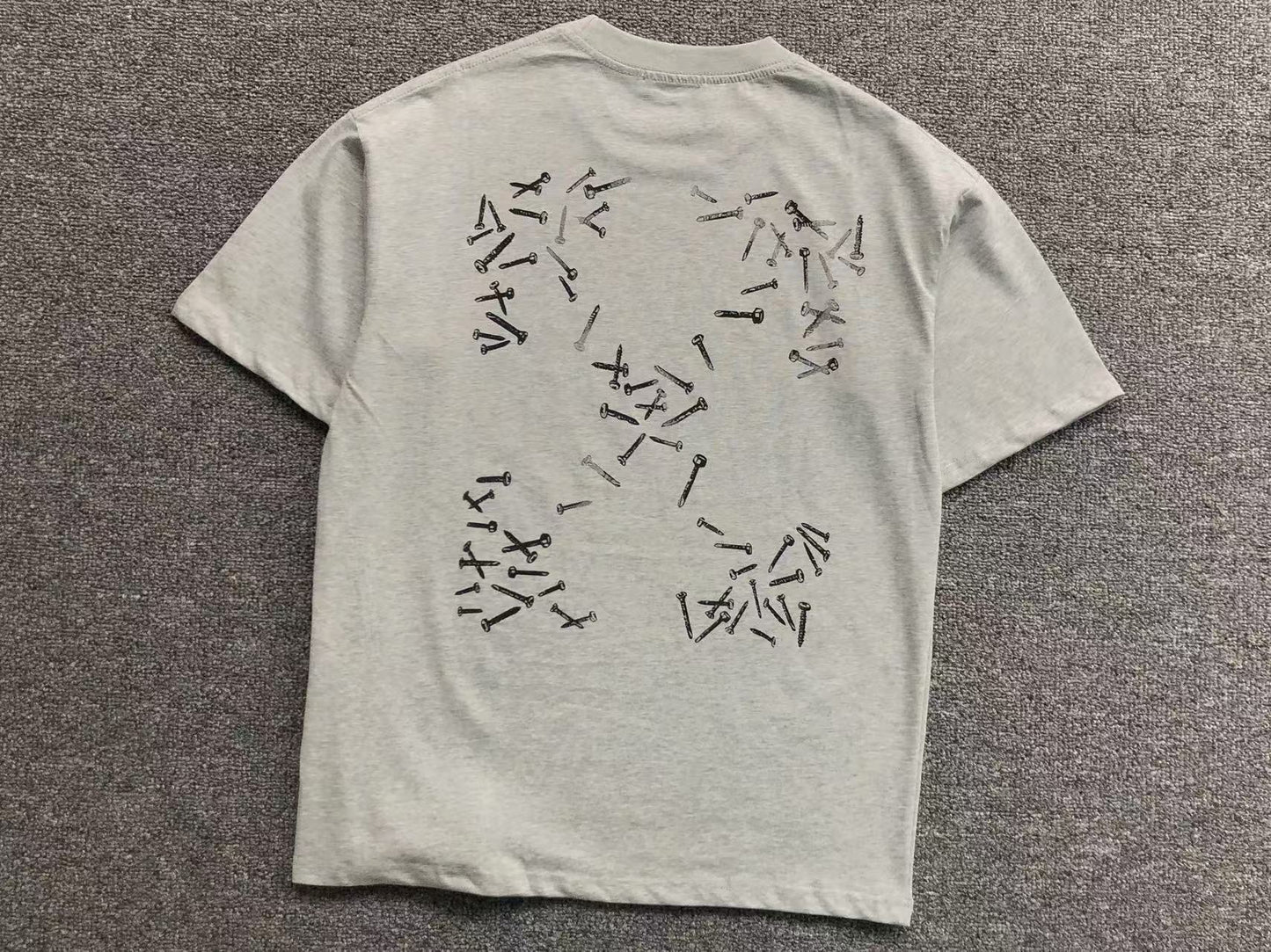 off-white-screws-arrow-tee-grey-Drip Store Argentina