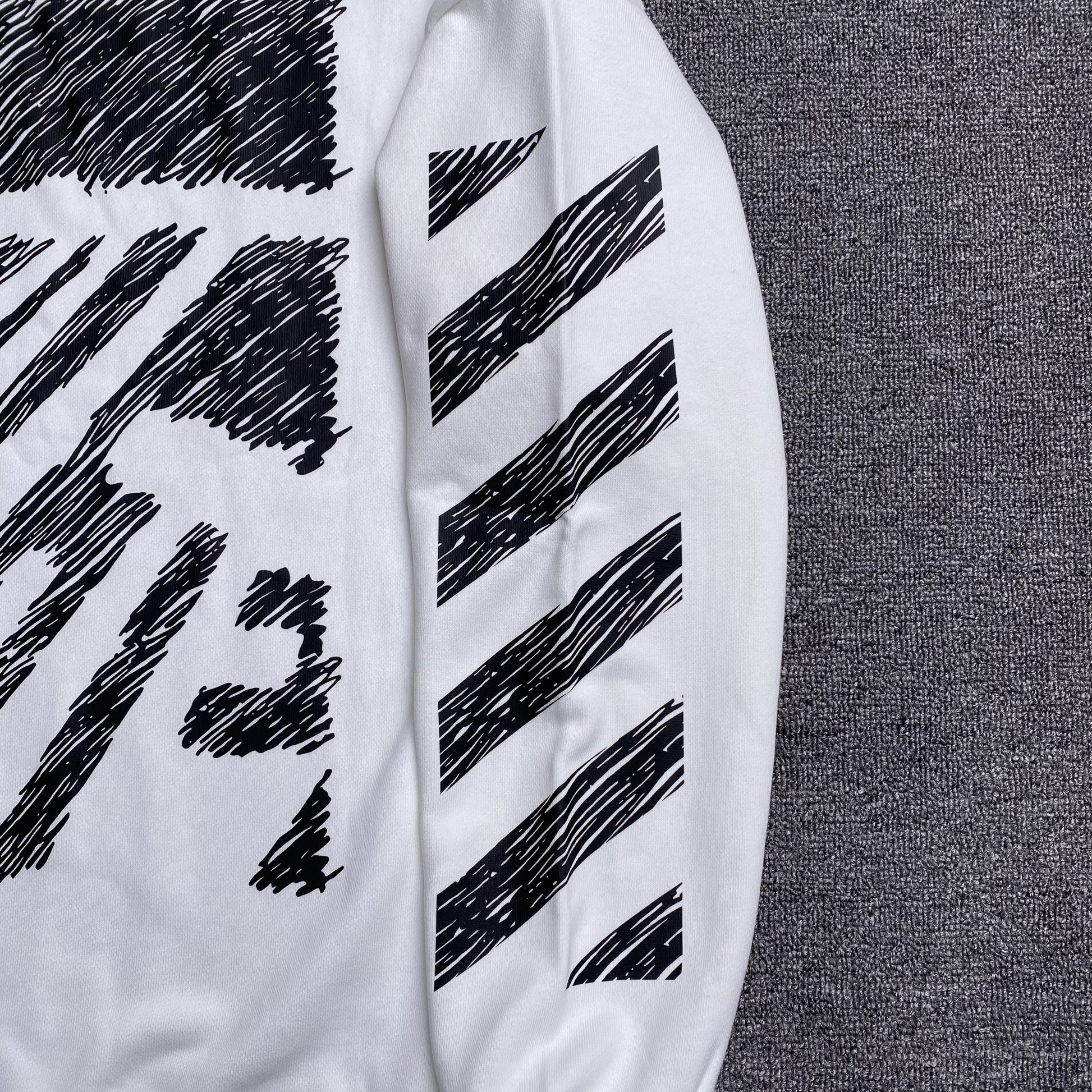 off-white-scribble-diag-crewneck-white-6-Drip Store Argentina