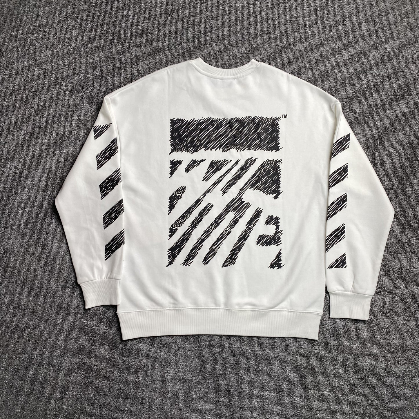 off-white-scribble-diag-crewneck-white-Drip Store Argentina