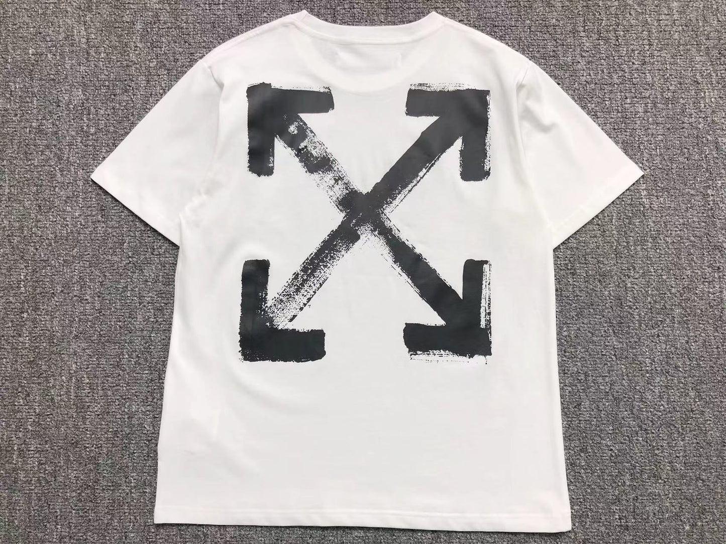 off-white-spray-arrow-tee-white-Drip Store Argentina