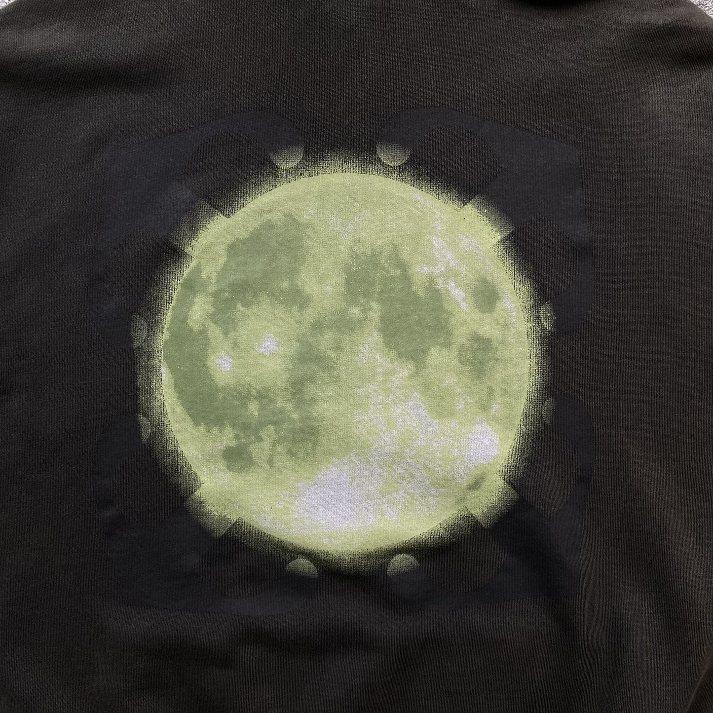 off-white-super-moon-hoodie-black-3-Drip Store Argentina