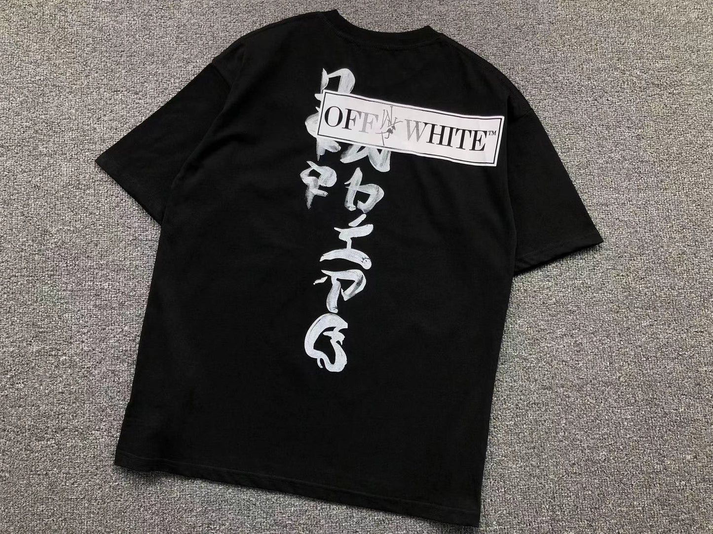 off-white-type-sticker-tee-black-2-Drip Store Argentina
