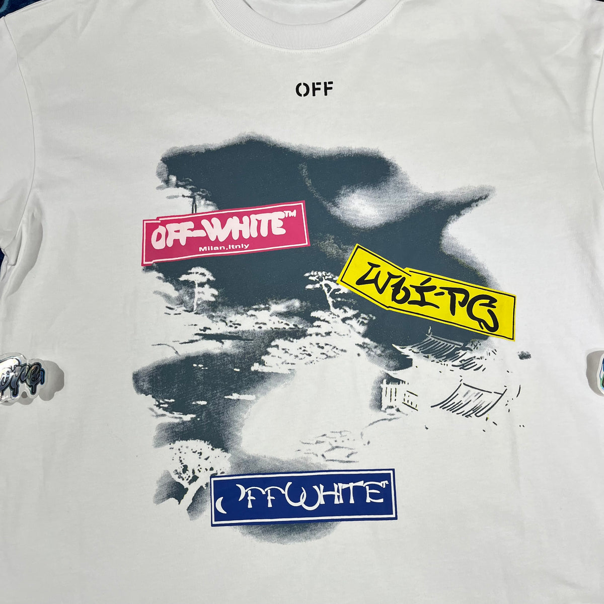 Remera Off White Type Sticker Blanca