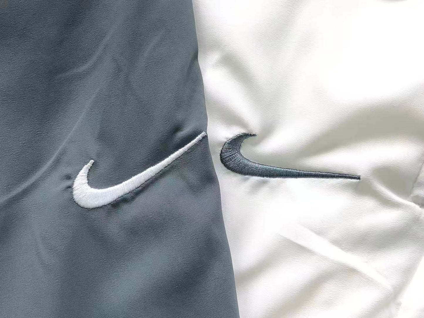 Pantalón Palace x Nike Total P90 Gris