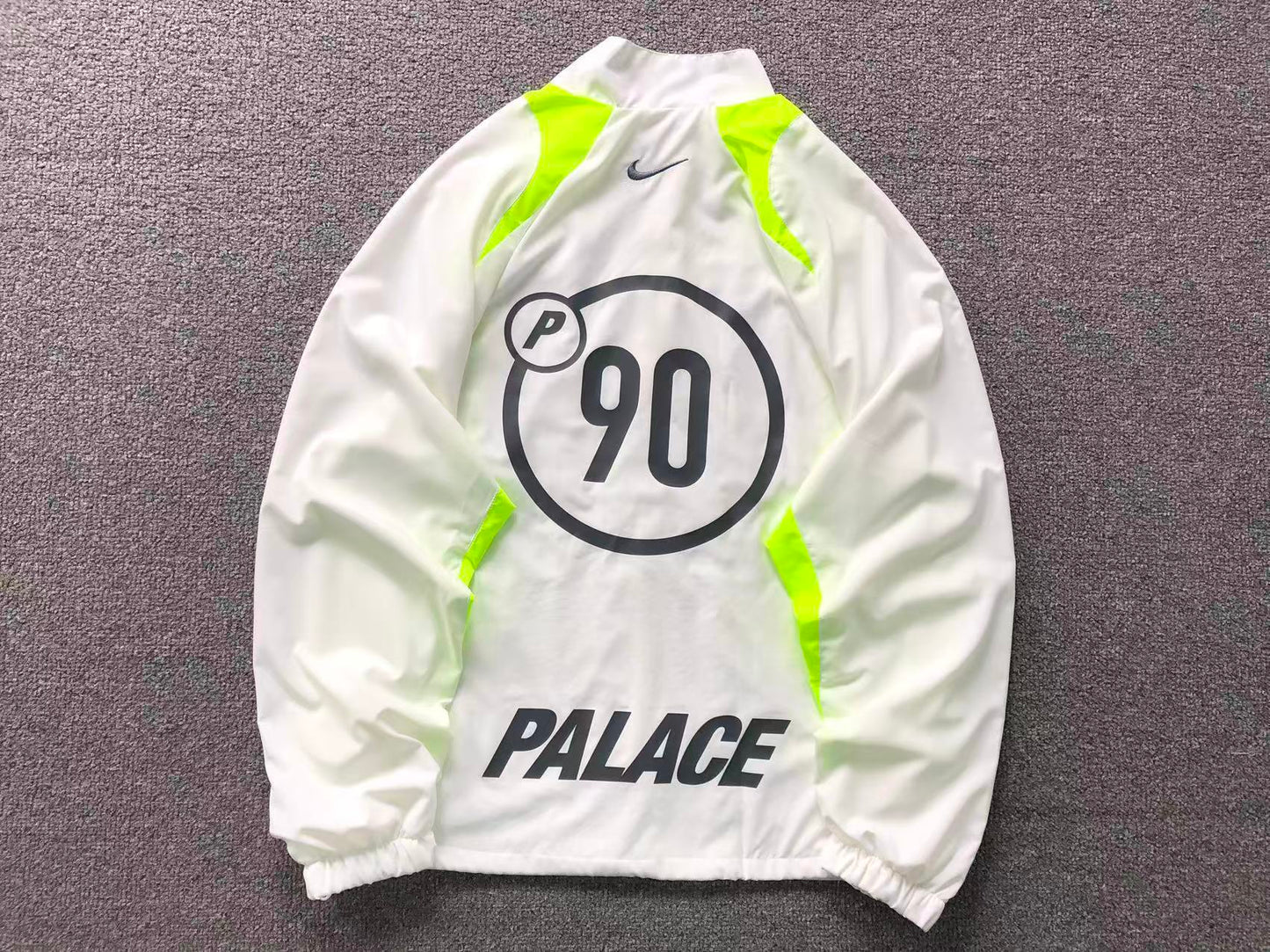 Campera Palace x Nike Total P90 Blanca