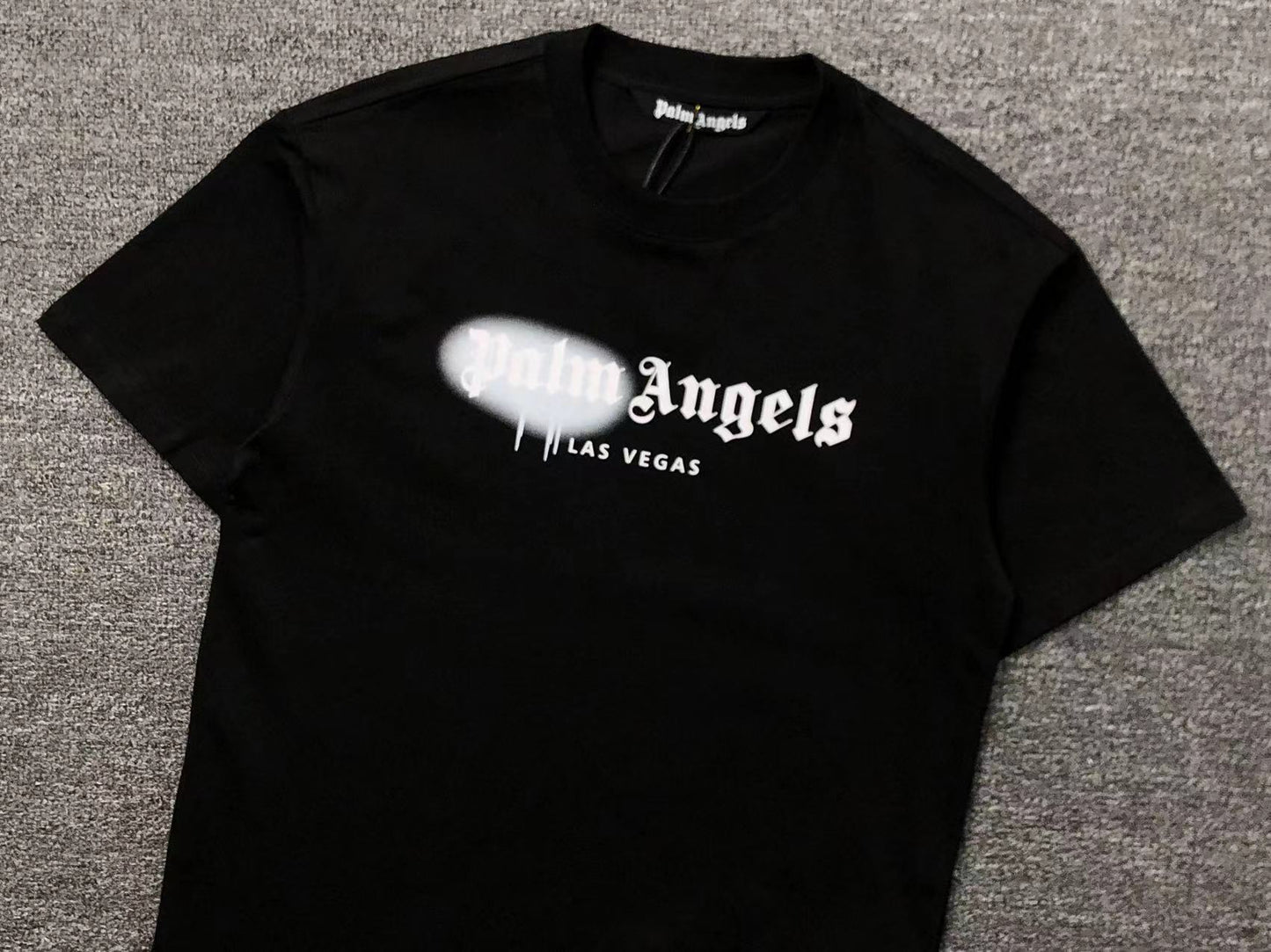 palm-angels-las-vegas-sprayed-tee-black-3-Drip Store Argentina