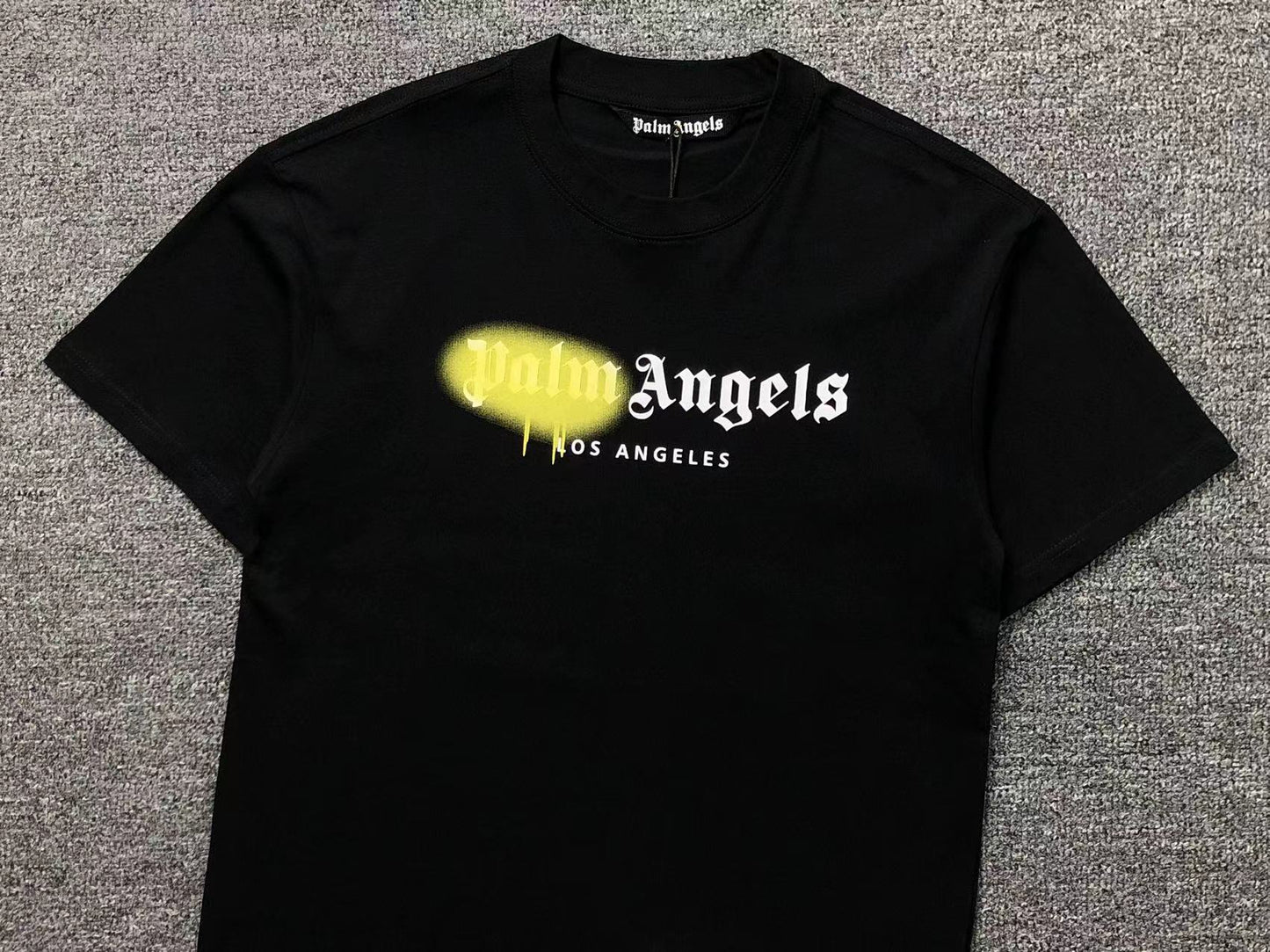 palm-angels-los-angeles-sprayed-tee-black-3-Drip Store Argentina