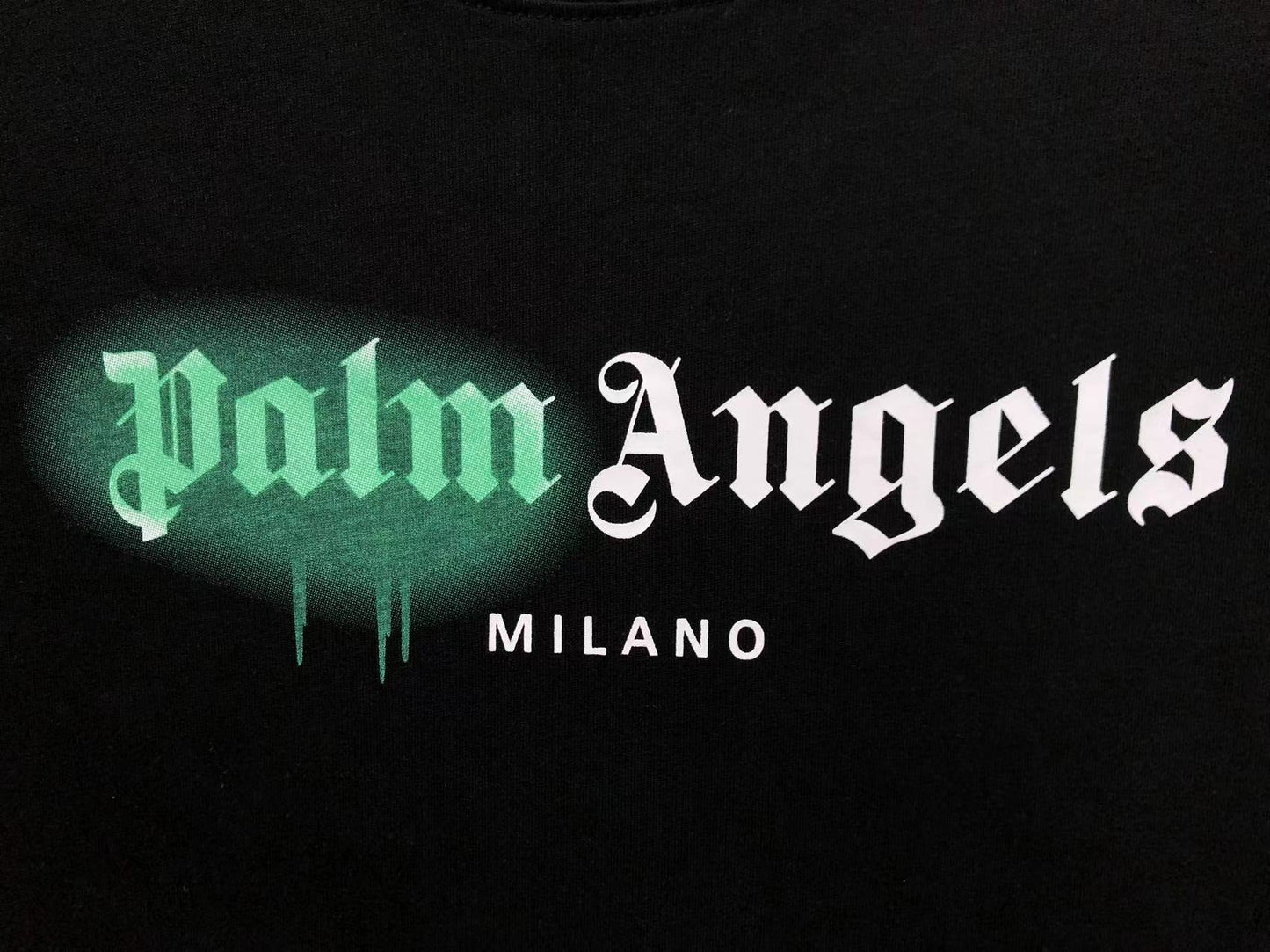 palm-angels-milano-sprayed-tee-black-2-Drip Store Argentina