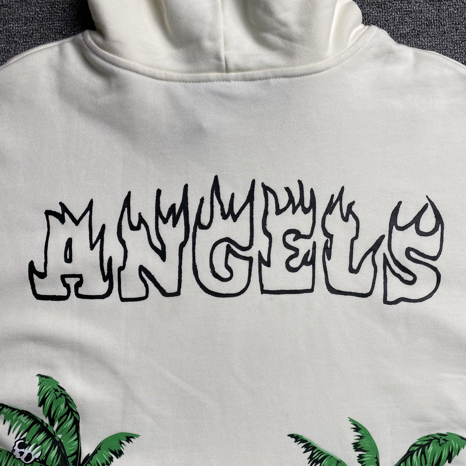 palm-angels-palms-skull-hoodie-white-4-Drip Store Argentina