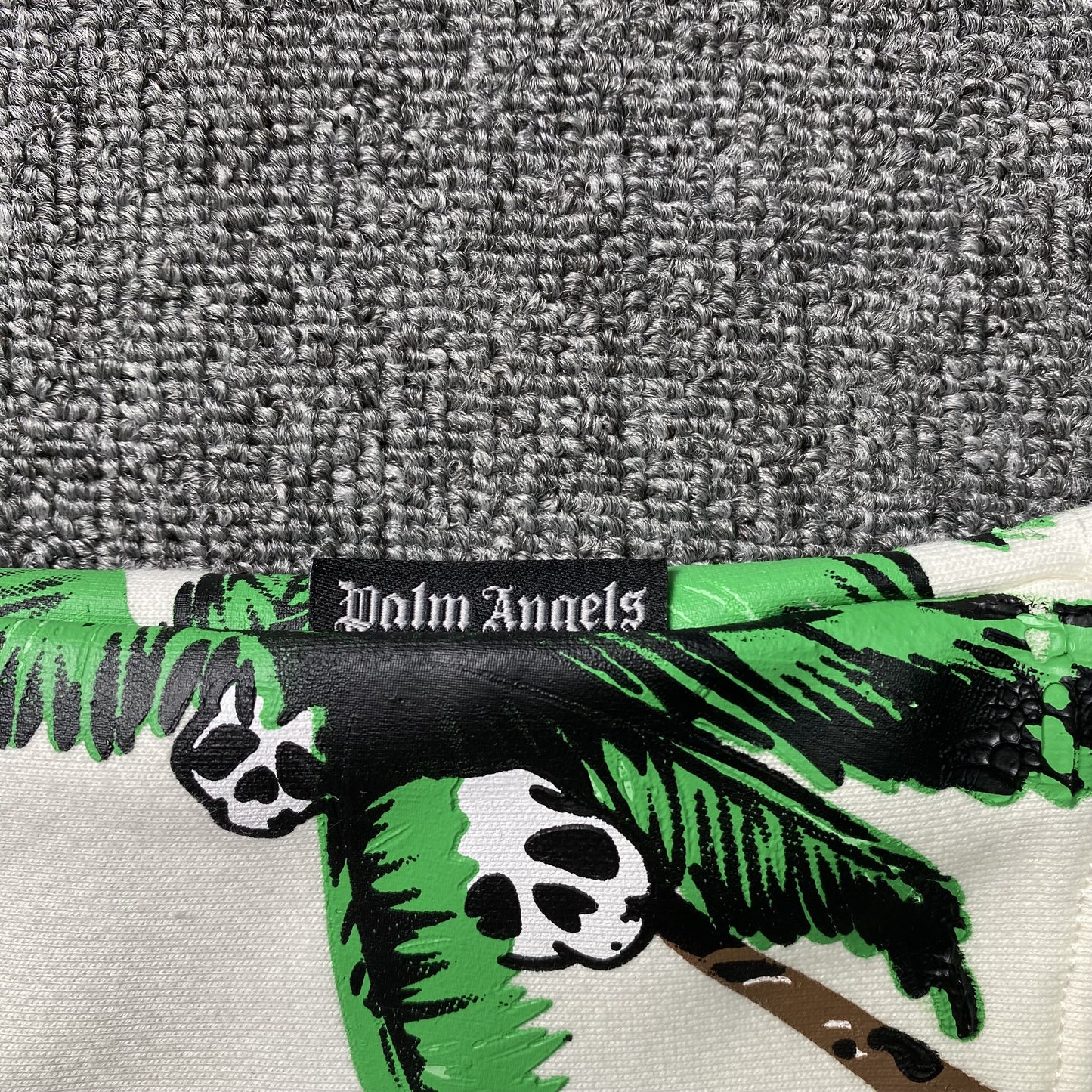 palm-angels-palms-skull-hoodie-white-5-Drip Store Argentina