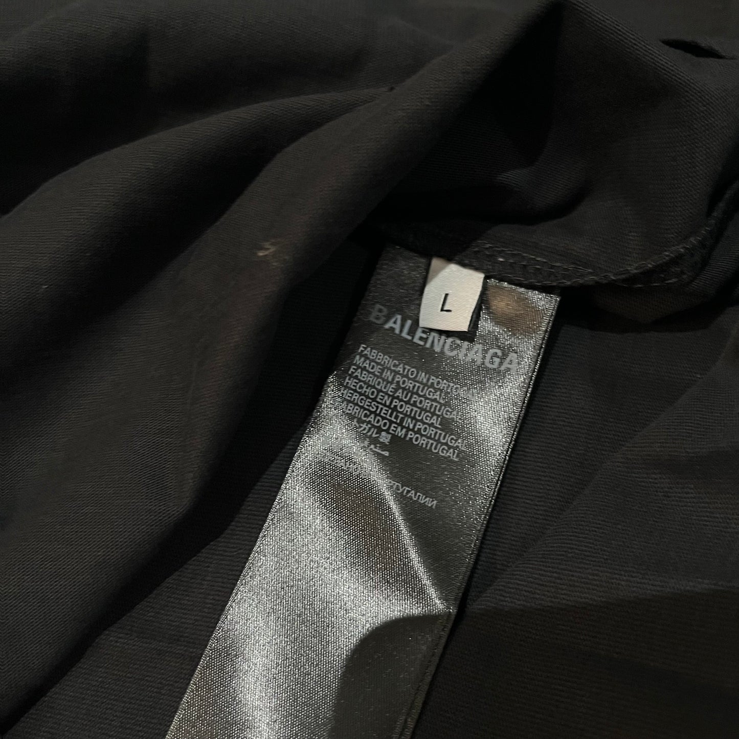 Remera Balenciaga Destroyed Flatground Negra