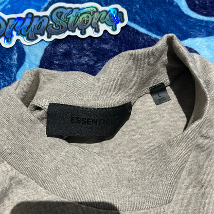 Remera Essentials Small Logo L