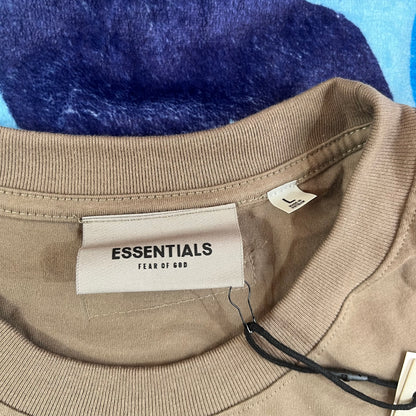 Remera FOG Essentials Oak L