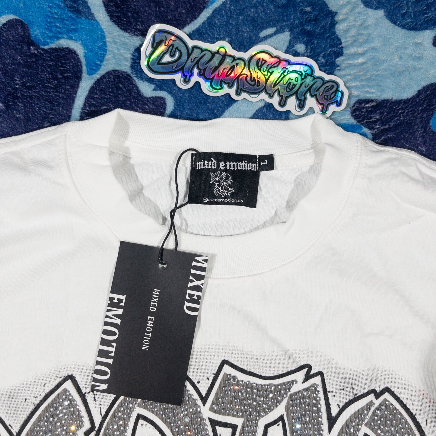 Remera Mixed Emotion Resurrection Blanca L