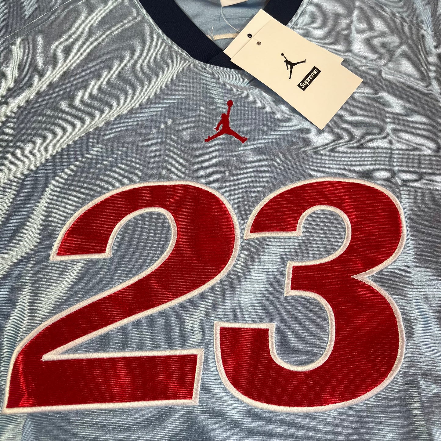 Remera Supreme Jordan Warm Up Celeste