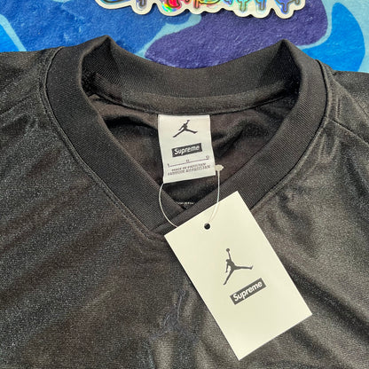 Remera Supreme Jordan Warm Up Negra