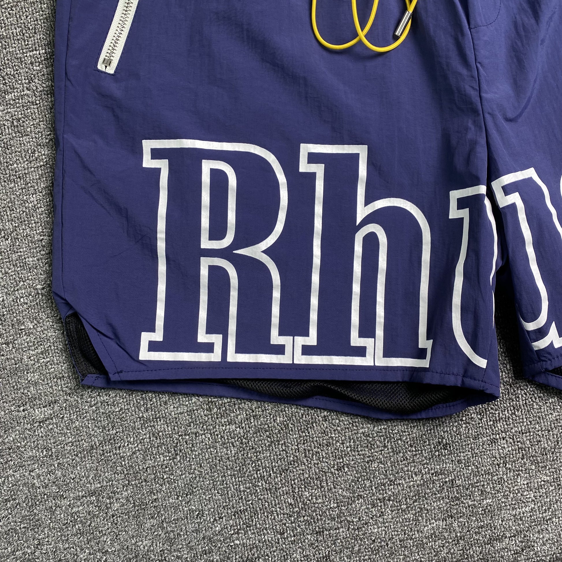 rhude-rh-logo-shorts-blue-navy-3-Drip Store Argentina