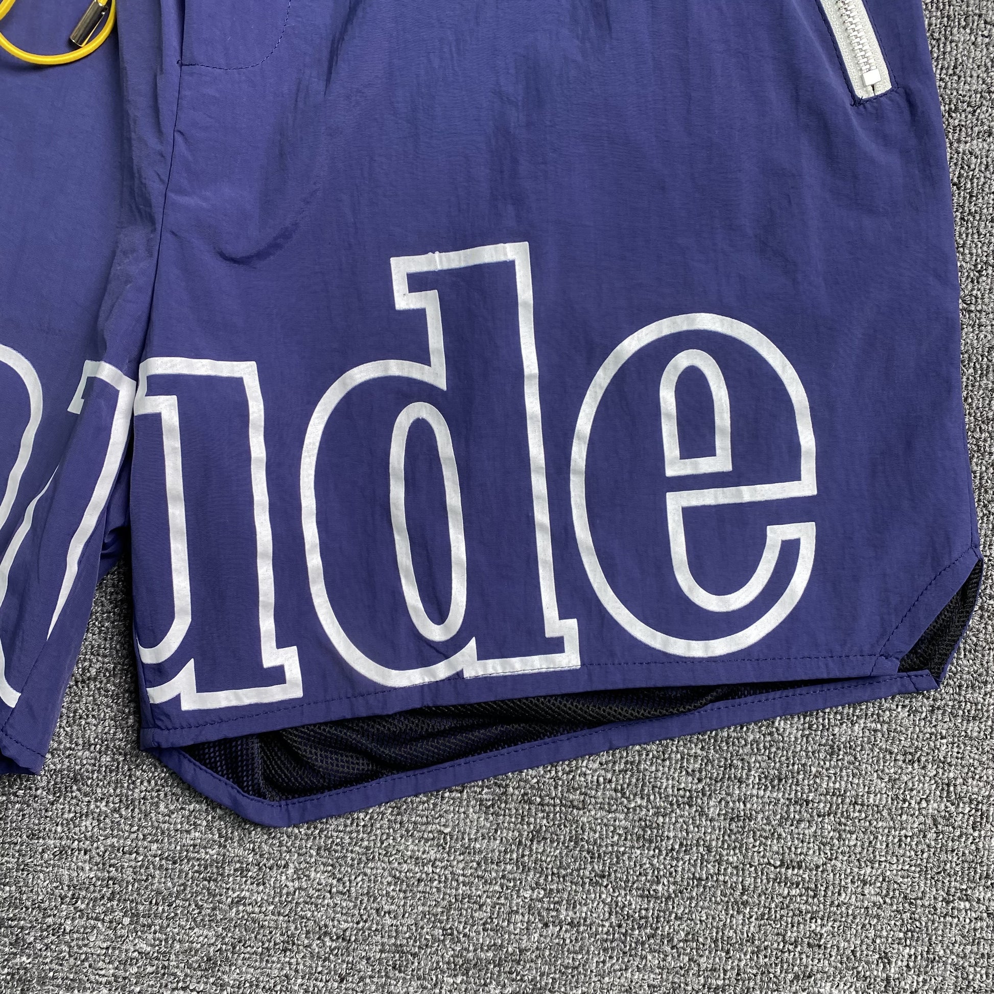 rhude-rh-logo-shorts-blue-navy-4-Drip Store Argentina