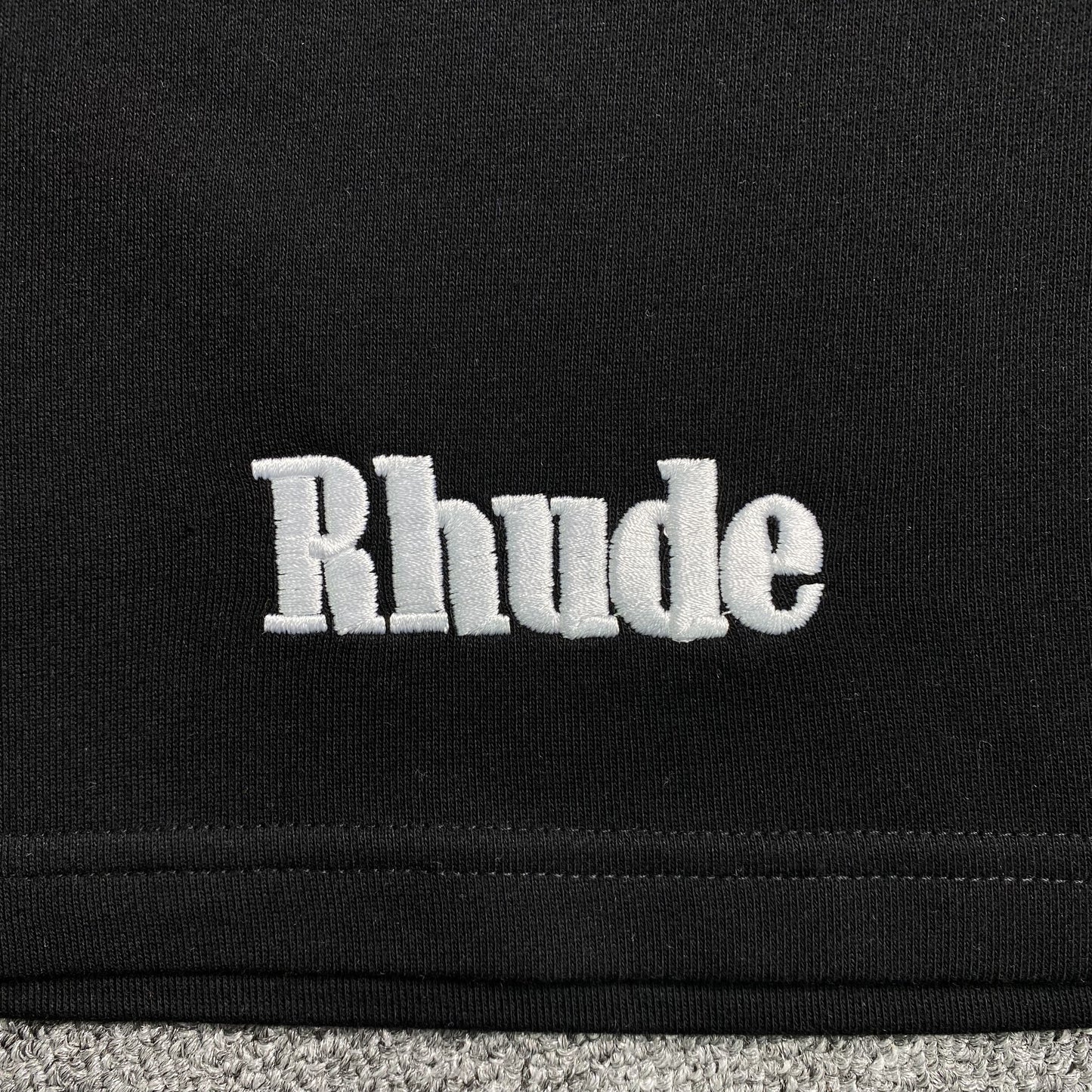 rhude-x-mclaren-shorts-black-4_fdc980fd-Drip Store Argentina