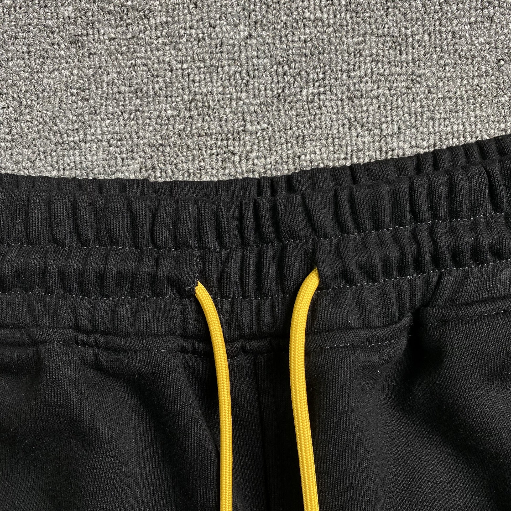 rhude-x-mclaren-shorts-black-6_4ccdb7ce-Drip Store Argentina