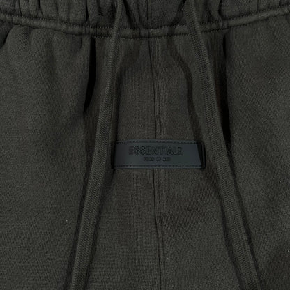 Short Essentials Off Black S