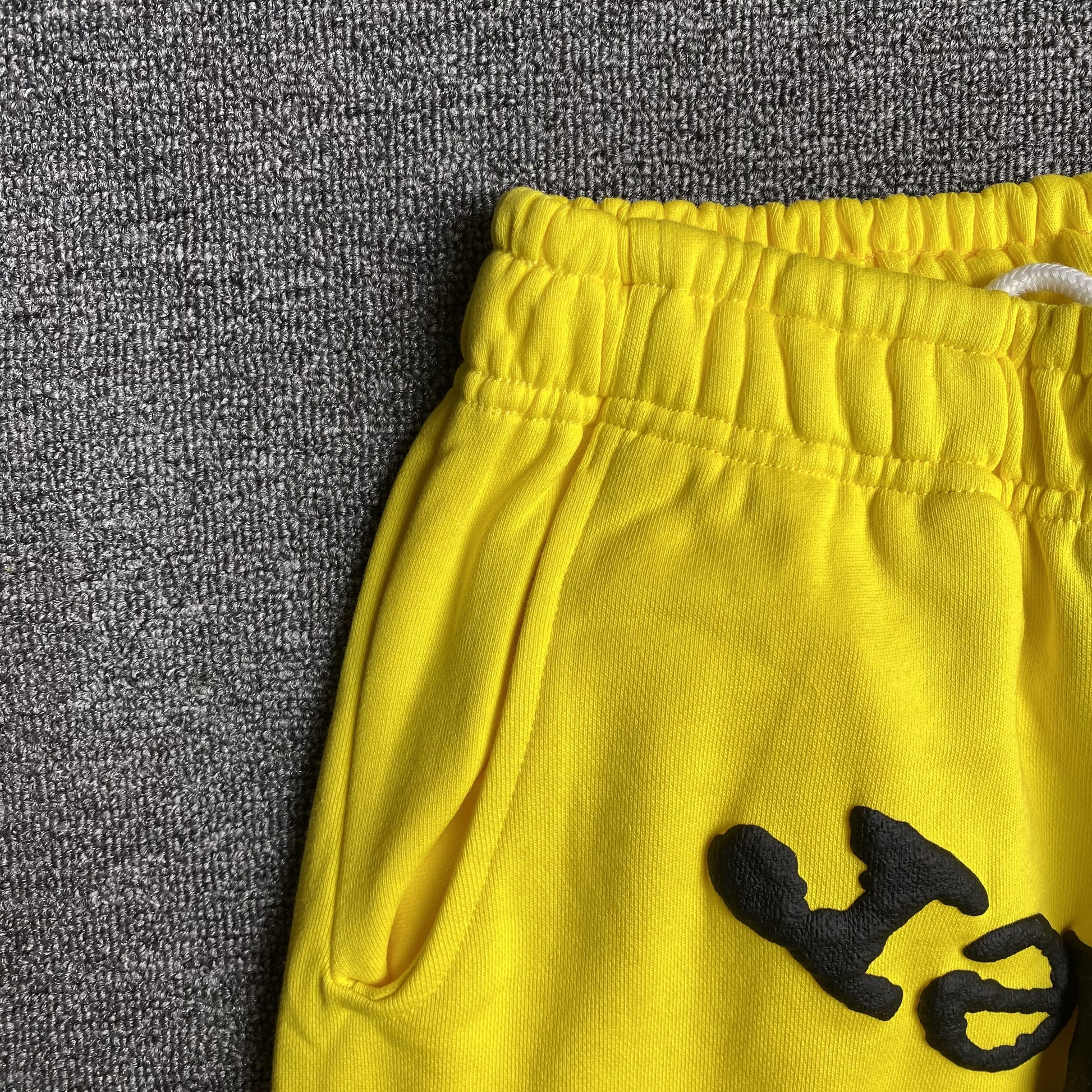 sp5der-legacy-sweatpants-yellow-4-Drip Store Argentina
