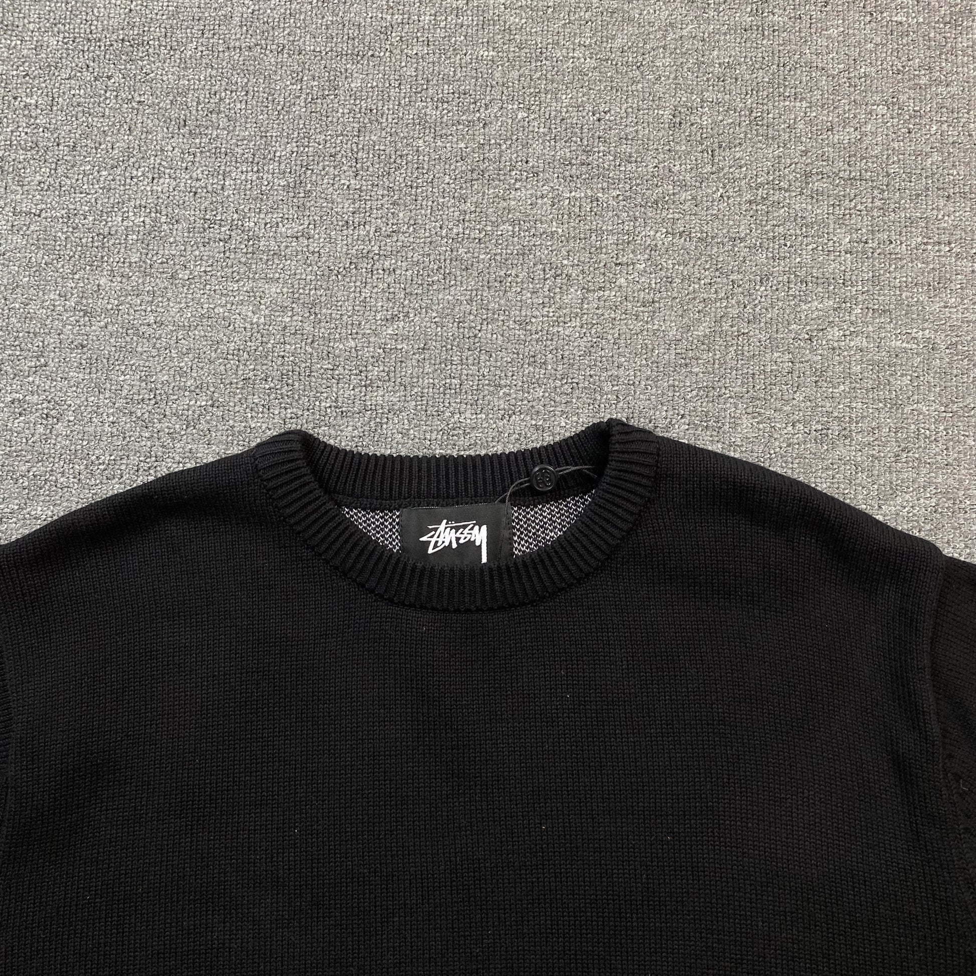 stussy-laguna-icon-sweater-black-4-Drip Store Argentina