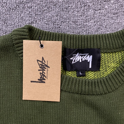 stussy-laguna-icon-sweater-dark-green-5-Drip Store Argentina