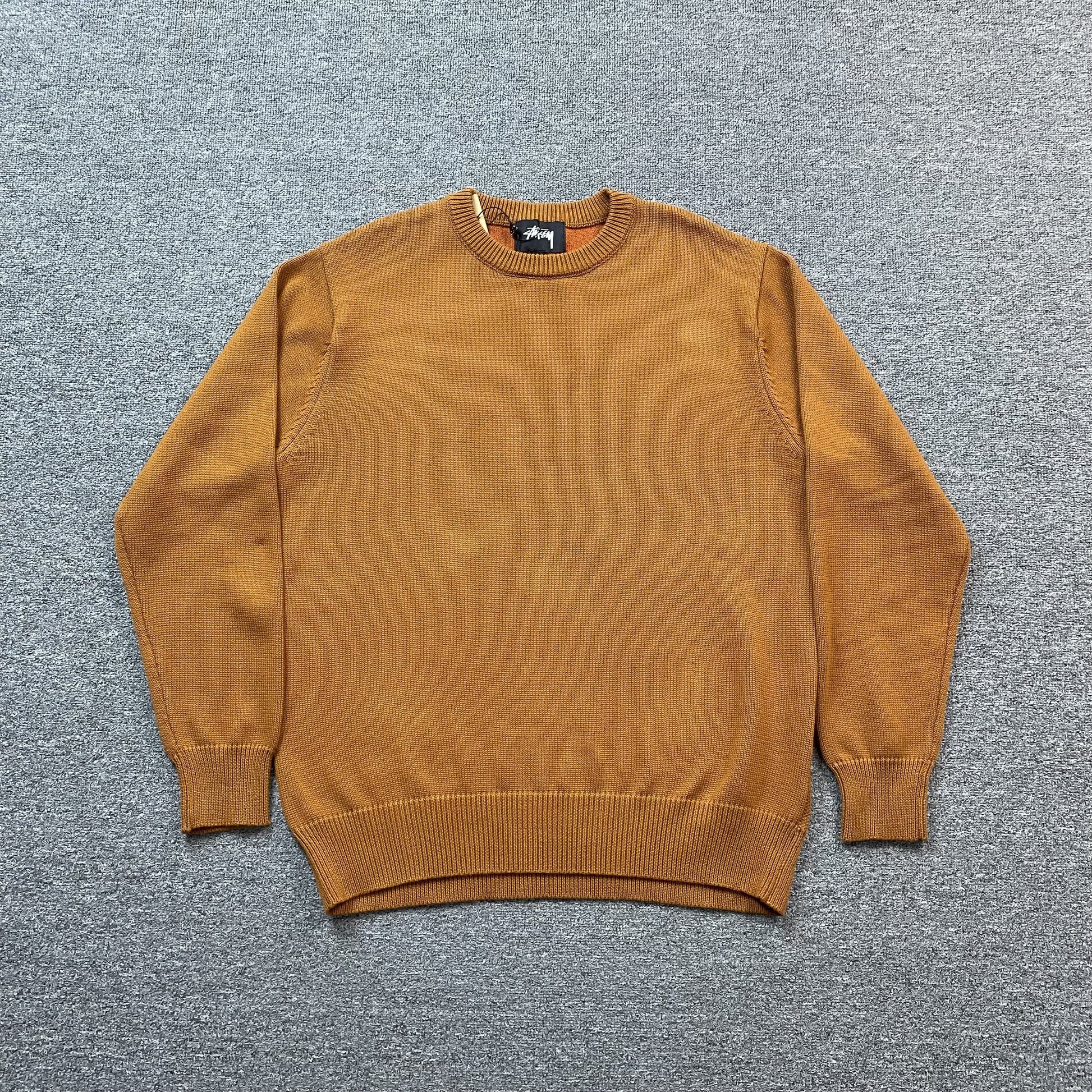 stussy-laguna-icon-sweater-tan-2-Drip Store Argentina