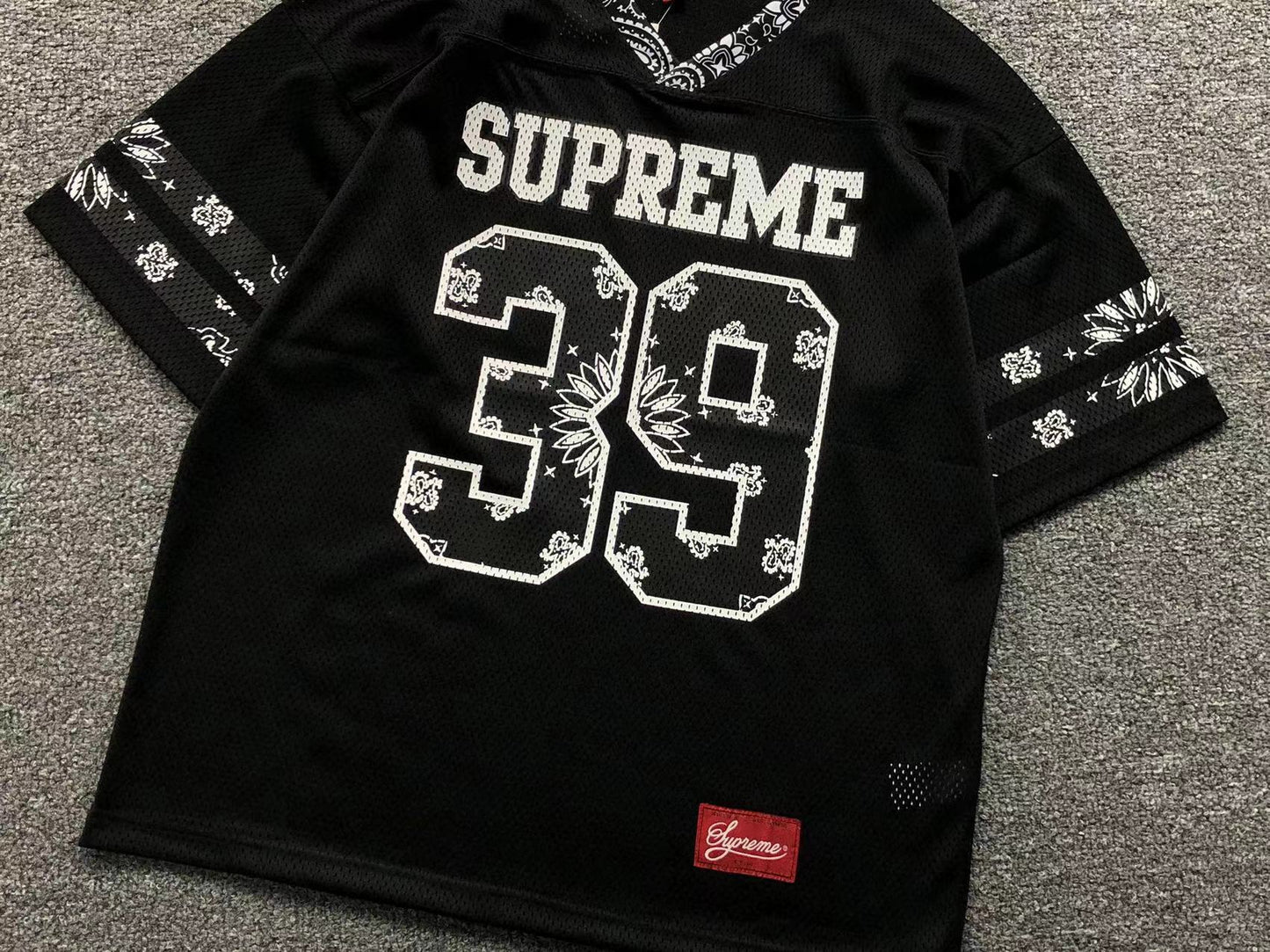 Camiseta Supreme Bandana Jersey Negra