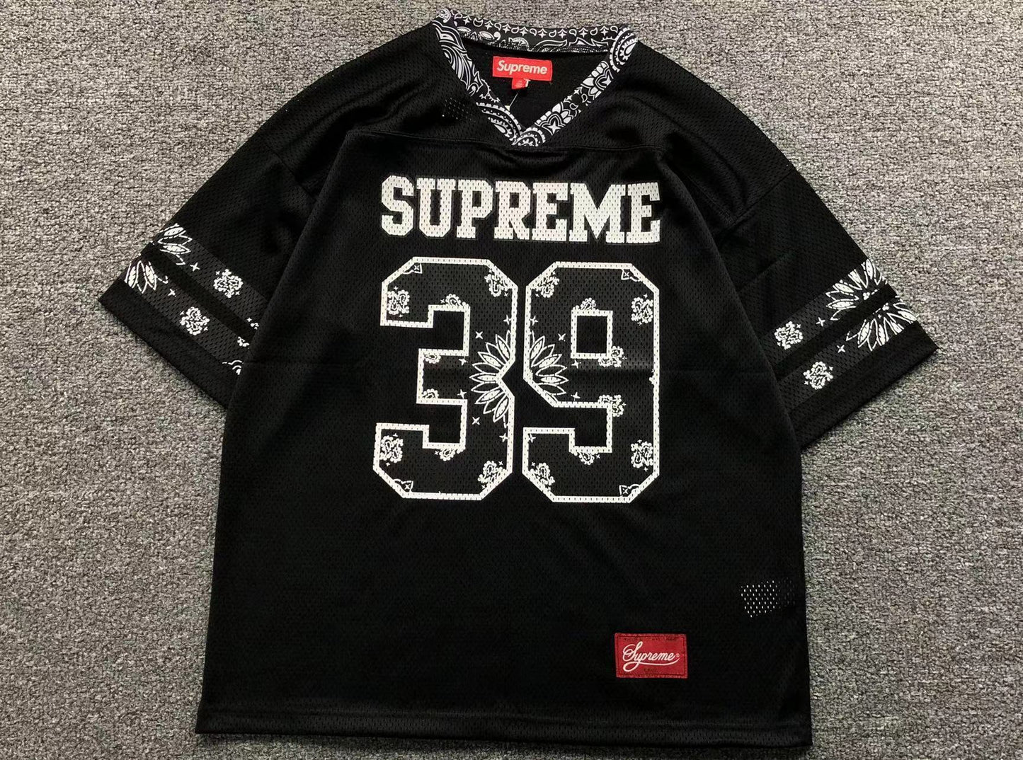 Camiseta Supreme Bandana Jersey Negra