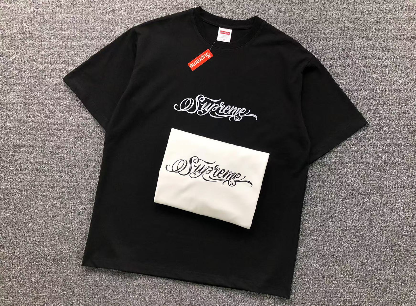 supreme-black-script-tee-black-6-Drip Store Argentina