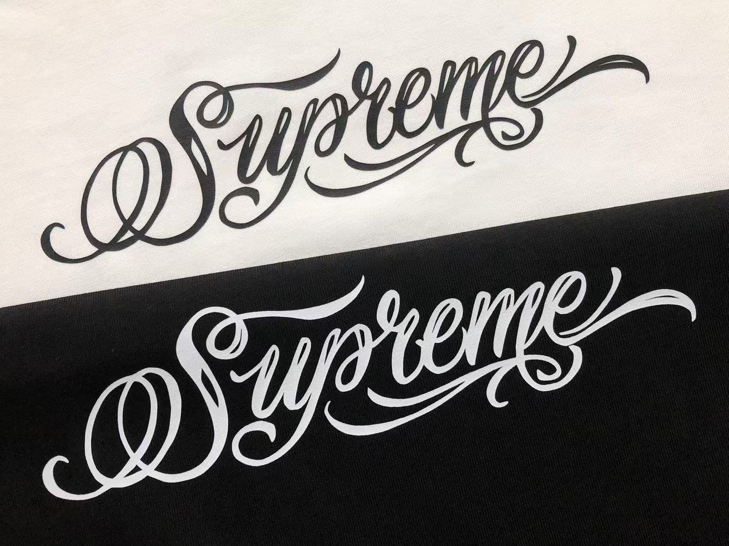 supreme-black-script-tee-white-2-Drip Store Argentina