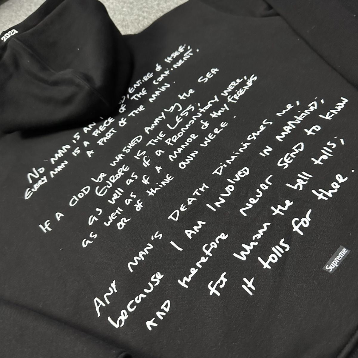 supreme-corteiz-rules-the-world-hoodie-black-3-Drip Store Argentina