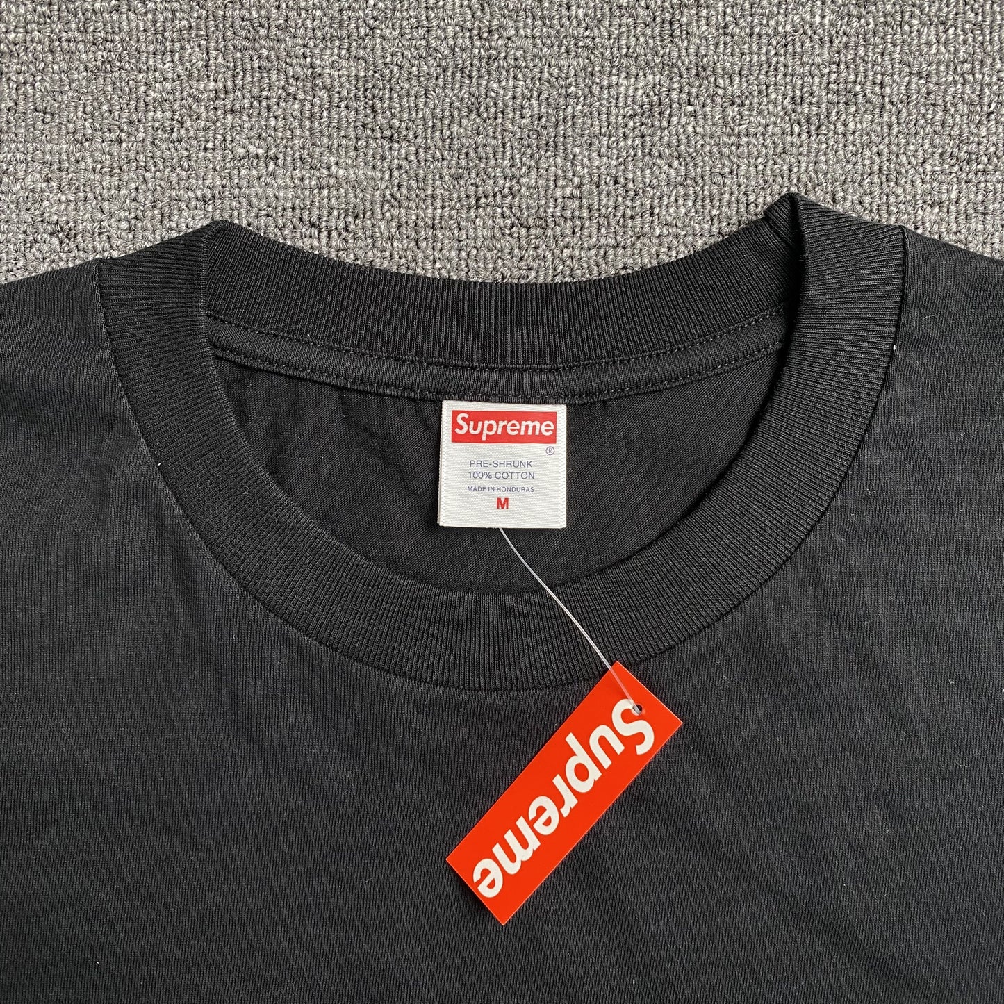 Remera Supreme Dalmatian Negra