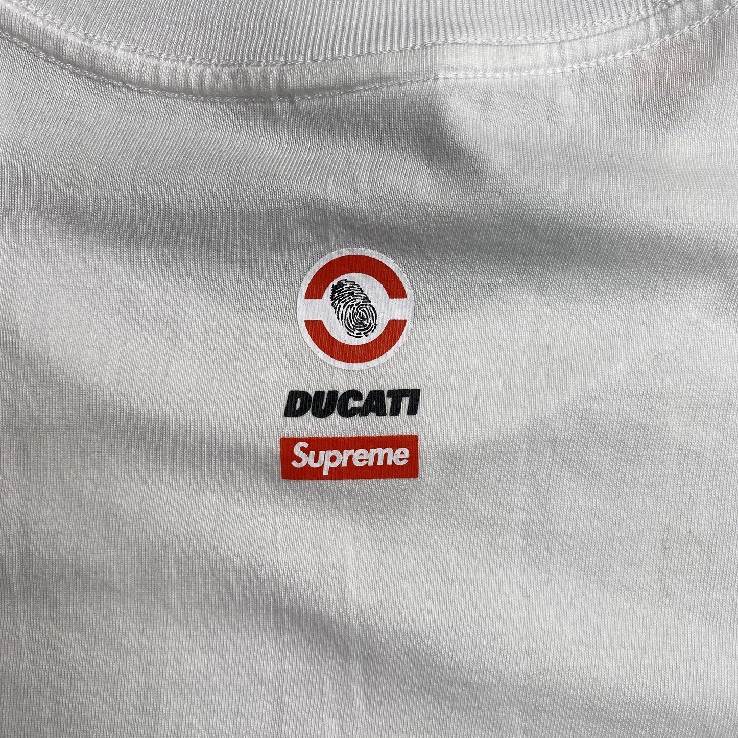 supreme-ducati-bike-tee-white-4-Drip Store Argentina