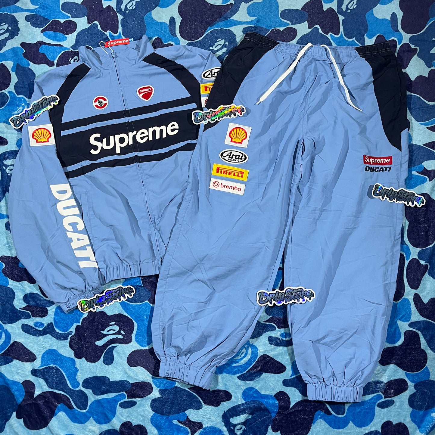 Conjunto Supreme Ducati Celeste