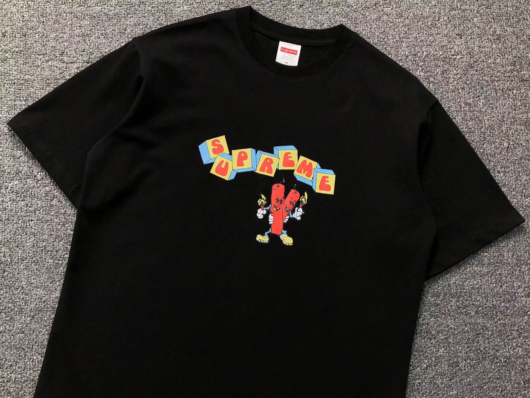 supreme-dynamite-tee-black-3-Drip Store Argentina