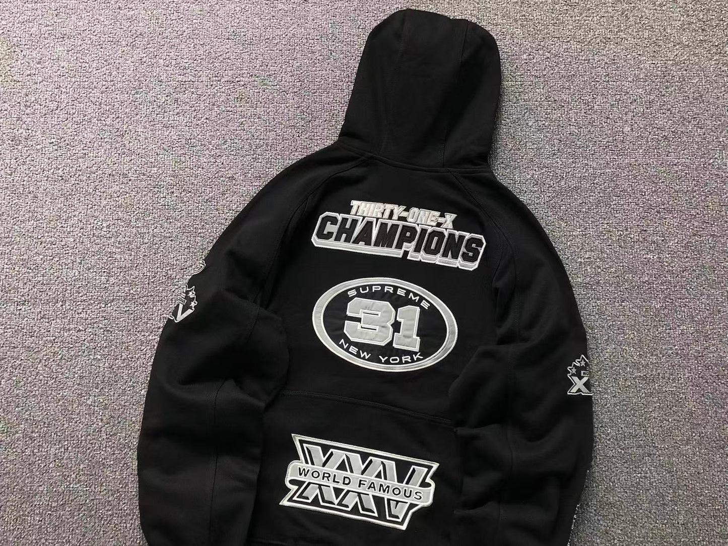 Campera Supreme Football Negra