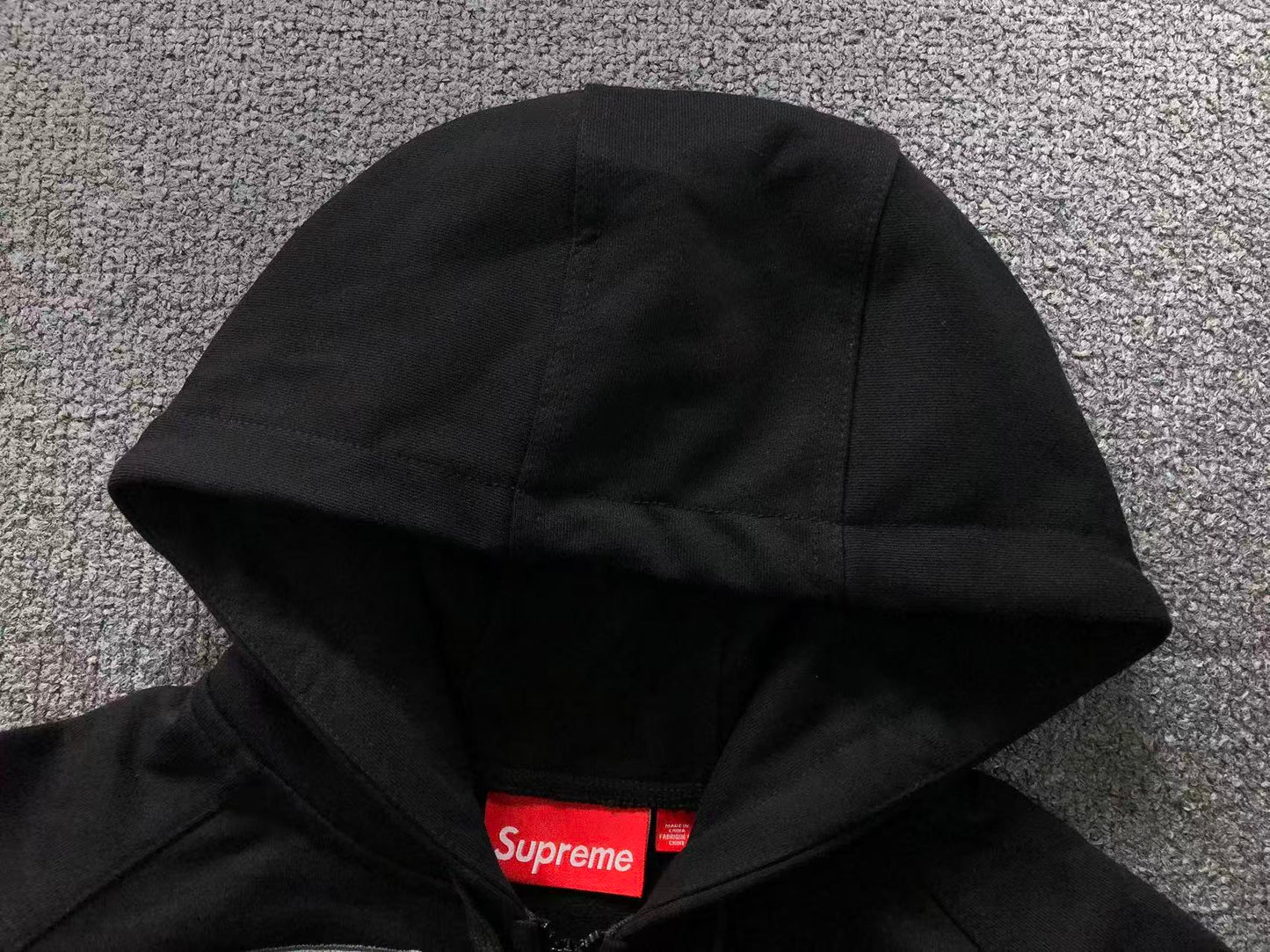 Campera Supreme Football Negra