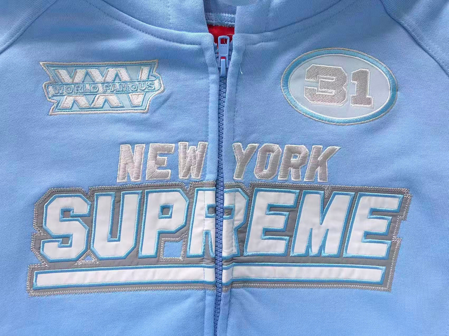 Campera Supreme Football Celeste