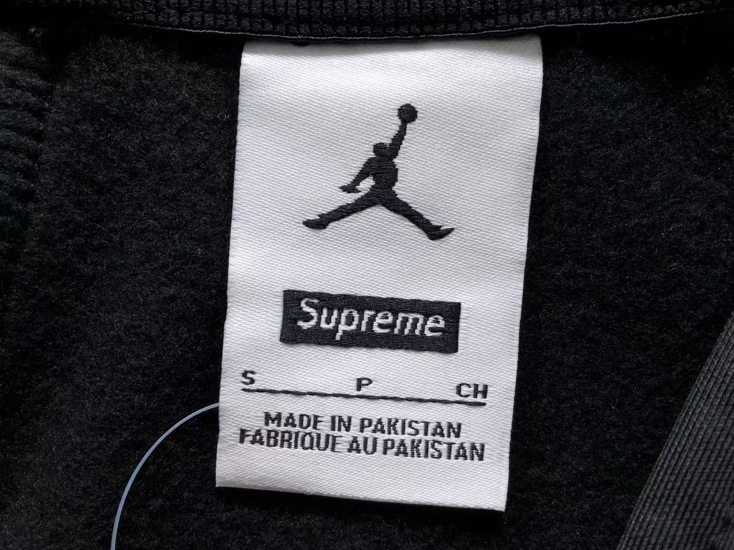 supreme-jordan-tricot-track-jacket-light-blue-10-Drip Store Argentina