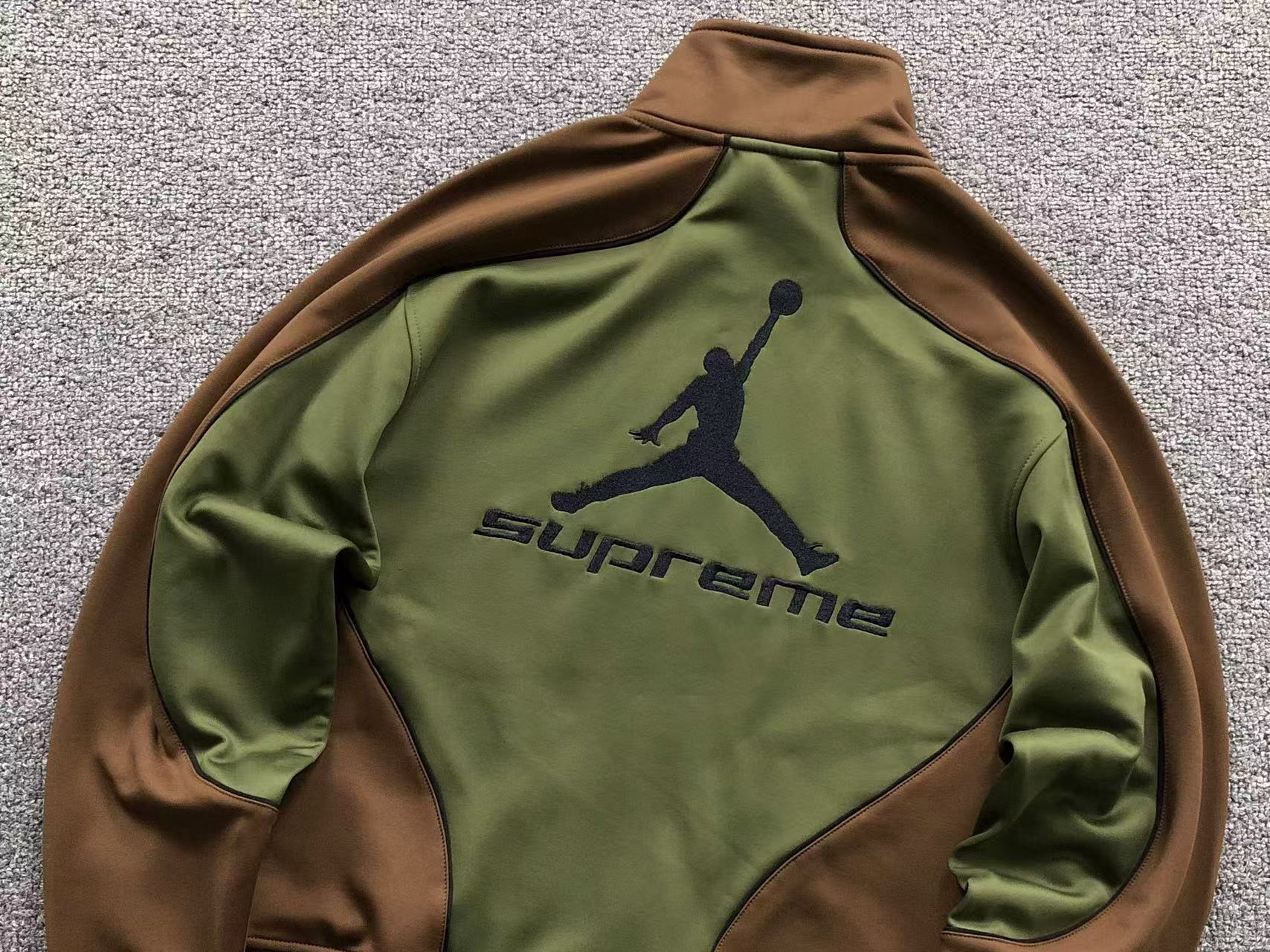 Campera Supreme Jordan Tricot Verde Oliva – Drip Store Argentina