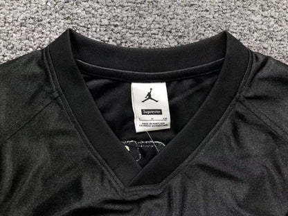 supreme-jordan-warm-up-jersey-black-6-Drip Store Argentina